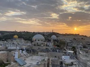 Luxurious Duplex in heart of Old City - 耶鲁沙拉伊姆