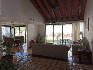 Cancún Villa Mexicana con acceso a la Playa