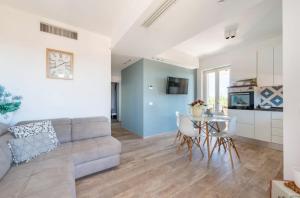 Maison Costa del Sol - Capitolo, Monopoli