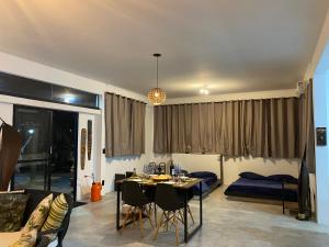 Studio Casa Santiago