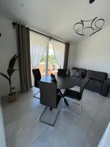 Apartman Hana 1 - Žgaljić