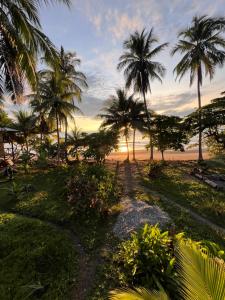 Popochos Beach Eco Lodge