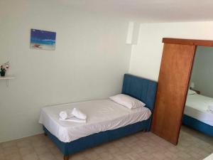 Dimitras Family Apartments 3