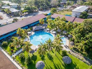 Beach Break Resort & CR Surf Camp