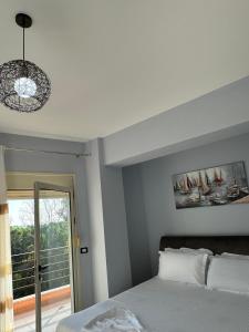 H Apartment