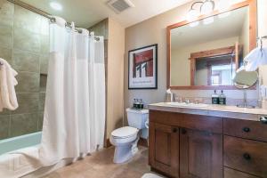 Big Horn Lodge 208 by East West Hospitality