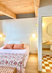 B&B / Chambres d'hotes Le Petit Avignon - chambres & appartement a deux pas du Pont d-Avignon et du Palais des Papes : photos des chambres