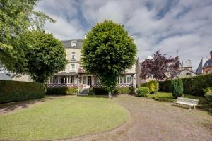 Brit Hotel Confort Bagnoles Normandie