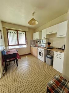 Appartements Vaste studio 10 min ORLY 20 min Paris by RER B : photos des chambres