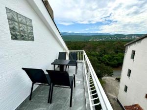 Apartment in Jadranovo 51054 