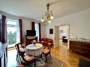 Apartment in Crikvenica 50842