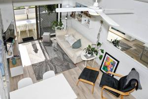 Beachfront 1BR, Loft - Surf, Cafe, Relax