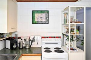 Beachfront 1BR, Loft - Surf, Cafe, Relax