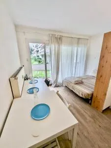 Studio proche rocade - Tout Equipé Avec Parking Gratuit - 瑟伊辛斯