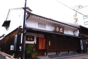 旗籠白忠 - Hikone