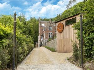 Luxurious villa with heated pool