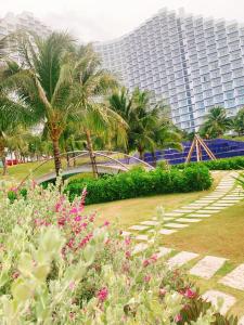 The Sea View Cam Ranh Beach Resort