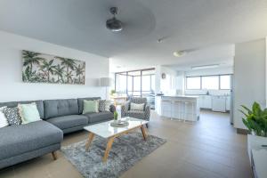 Breezy Kings Beach Apartment with Ocean Views