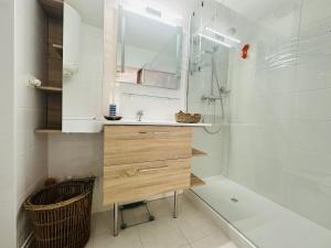 Appartements Port-Vendres - T2 climatise, parking, WIFI - 3* - FR-1-309-388 : photos des chambres