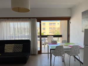 Appartement T2 climatisé avec parking, près de la plage, 5 couchages - FR-1-797-12