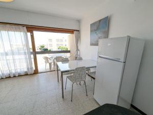 Agréable T2 pour 5 pers, 1er étage, climatisé, parking sécurisé - FR-1-797-6