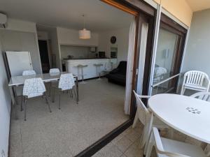 T2 climatisé en front de mer avec parking - FR-1-797-13