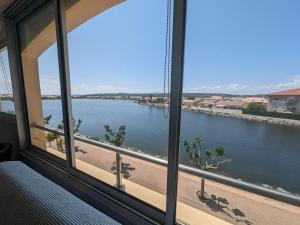 Grand T2 Climatisé 36m² avec Parking à 450m de la Plage - 4 Pers - FR-1-797-34