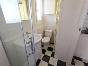 Studio rénové avec balcon, clim, proche plage, Parking, pour 34 pers. - FR-1-797-45