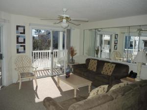 Family Condo 1504M with Golf Course