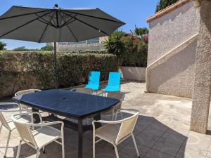 Villas Villa T3 Mezzanine a Port-la-Nouvelle: 6 pers, Terrasse, Proche Plage et Commerces, Confort Optimal. - FR-1-797-52 : photos des chambres