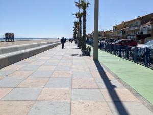 Villas Villa T3 Mezzanine a Port-la-Nouvelle: 6 pers, Terrasse, Proche Plage et Commerces, Confort Optimal. - FR-1-797-52 : photos des chambres