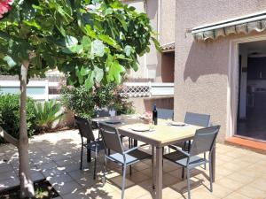 Canet en Roussillon - Maison T3 moderne pour 6 personnes - Terrasse spacieuse - Parking inclus - FR-1-794-147