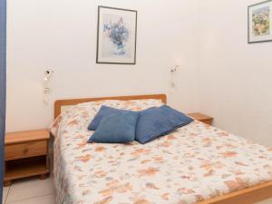 T2 Cabine pour 4 personnes au Lavandou avec balcon vue mer - FR-1-803-48