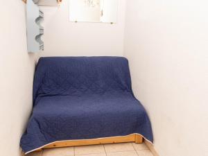 Le Lavandou, Location studio cabine pour 3 personnes, face mer - FR-1-803-15