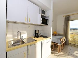 Studio au Lavandou, 4 pers, clim, parking, WiFi - FR-1-803-5