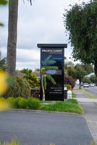 Pacific Coast Motor Lodge