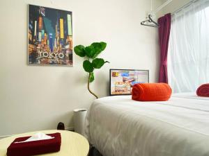 Skytree & Asakusa in front! Newly built 202