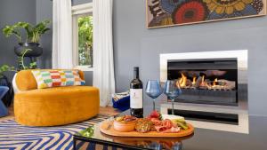 The Lake House - The Vintage