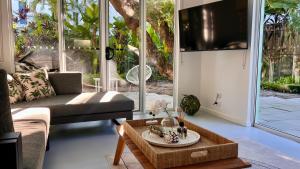 Coastal Chill on Garrick