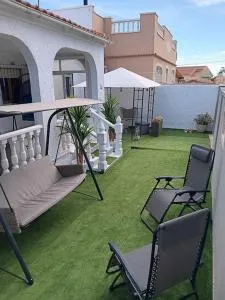 Villa in La Marina with cozy garden and private solarium - San Fulgencio
