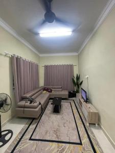 Homestay Abah At - Ubytování bez kategorie ve městě Baling