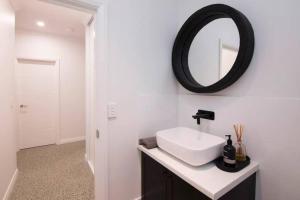 Margaritaville-Luxe Coastal Home-Games-Wi-Fi-Ducted AC