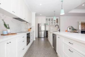 Margaritaville-Luxe Coastal Home-Games-Wi-Fi-Ducted AC