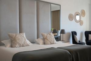 Studio with Sea Front room in Plaza Regency Hotels