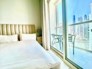 Full sea view with balcony - Studio Apartment - 10 min to JBR -