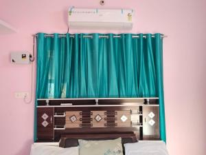 Durgakund Home Stay