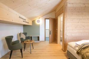 Alphotel Biel-Kinzig - Access by Cable Car only!