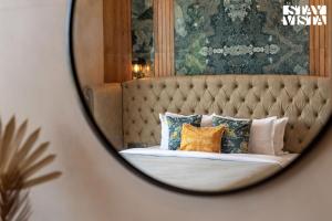 StayVista at La Rive with Swimming Pool & Lake View Villa