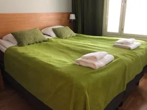 Lomakaksio Vierumäen golfkentän vieressä - Kouvola