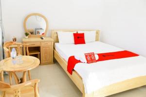 Phòng Tiêu Chuẩn Giường Đôi Lớn (Standard Queen Room)